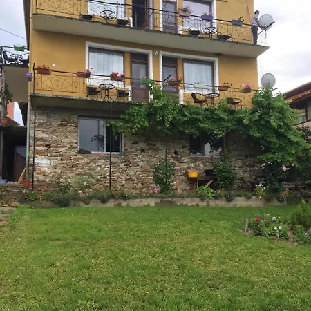 Agush Guest house