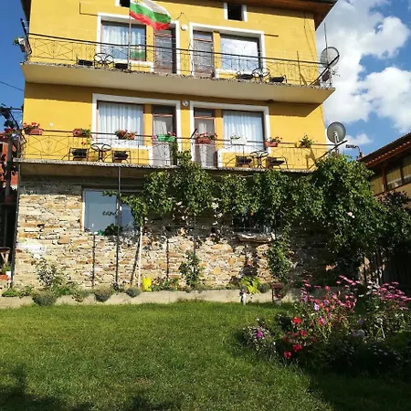 Agush Guest house