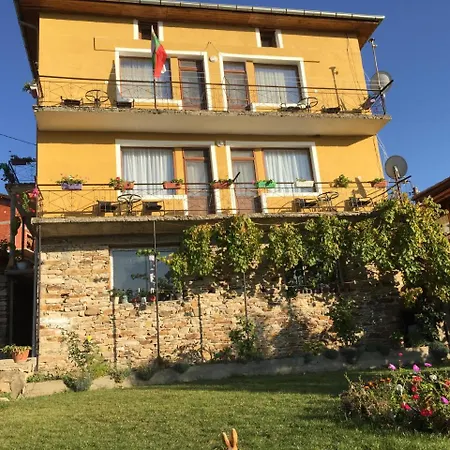 Agush Guest house Kribul