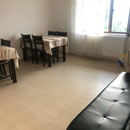 Agush Guest house