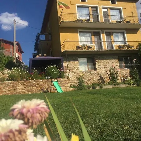 Agush Guest house Kribul